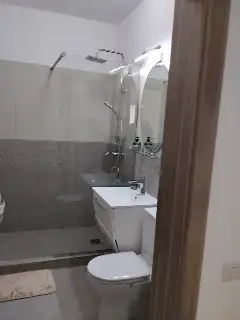23 VALURI interior
