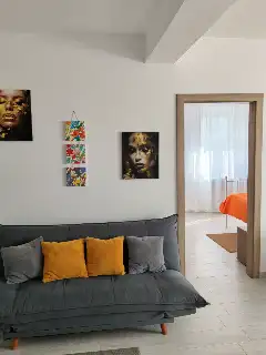 23 VALURI interior