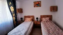 ACASĂ LA PIATRA NEAMȚ interior