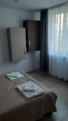 ACASĂ LA PIATRA NEAMȚ interior