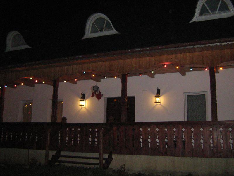 ANA MARIA exterior