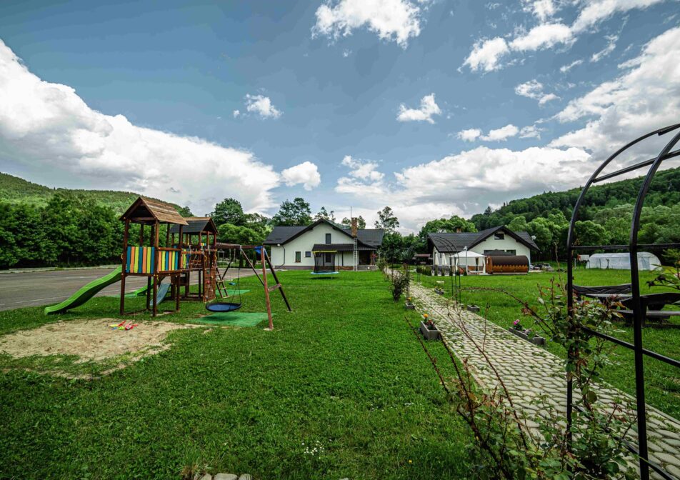 ARC BUCOVINA exterior