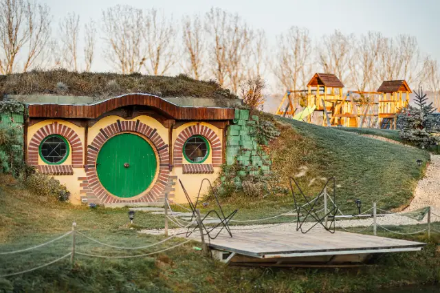 cameră Hobbit House la ATELIER RECREATION VILLAGE în Râşnov - imagine 50
