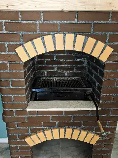 CASA DE SUB MĂGURĂ facilități