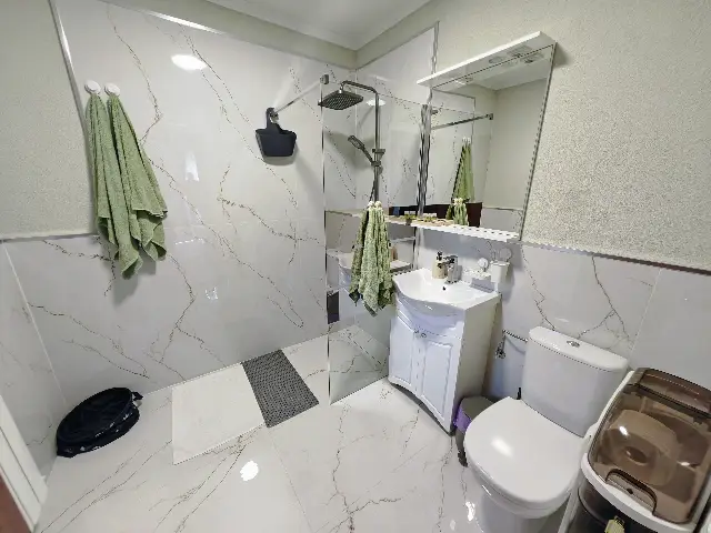 CASA DE SUB MĂGURĂ cameră Cameră dublă maxi cladire B