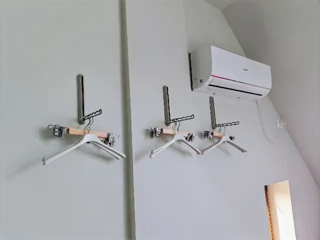 CASA DE SUB MĂGURĂ cameră Cameră cvadruplă cladire B