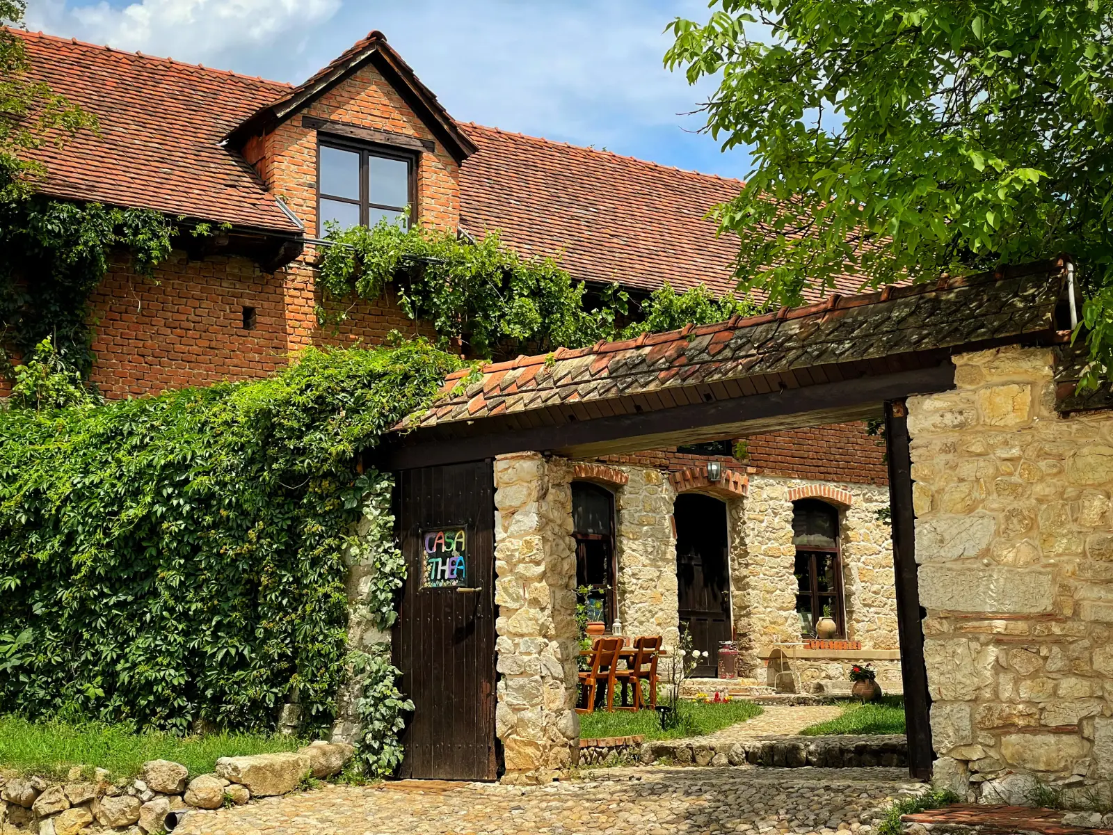 Cazare CASA THEA în Socolari, Caraș-Severin