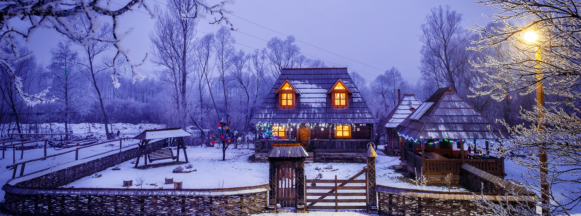 CĂSUŢA DIN SCOBAI exterior