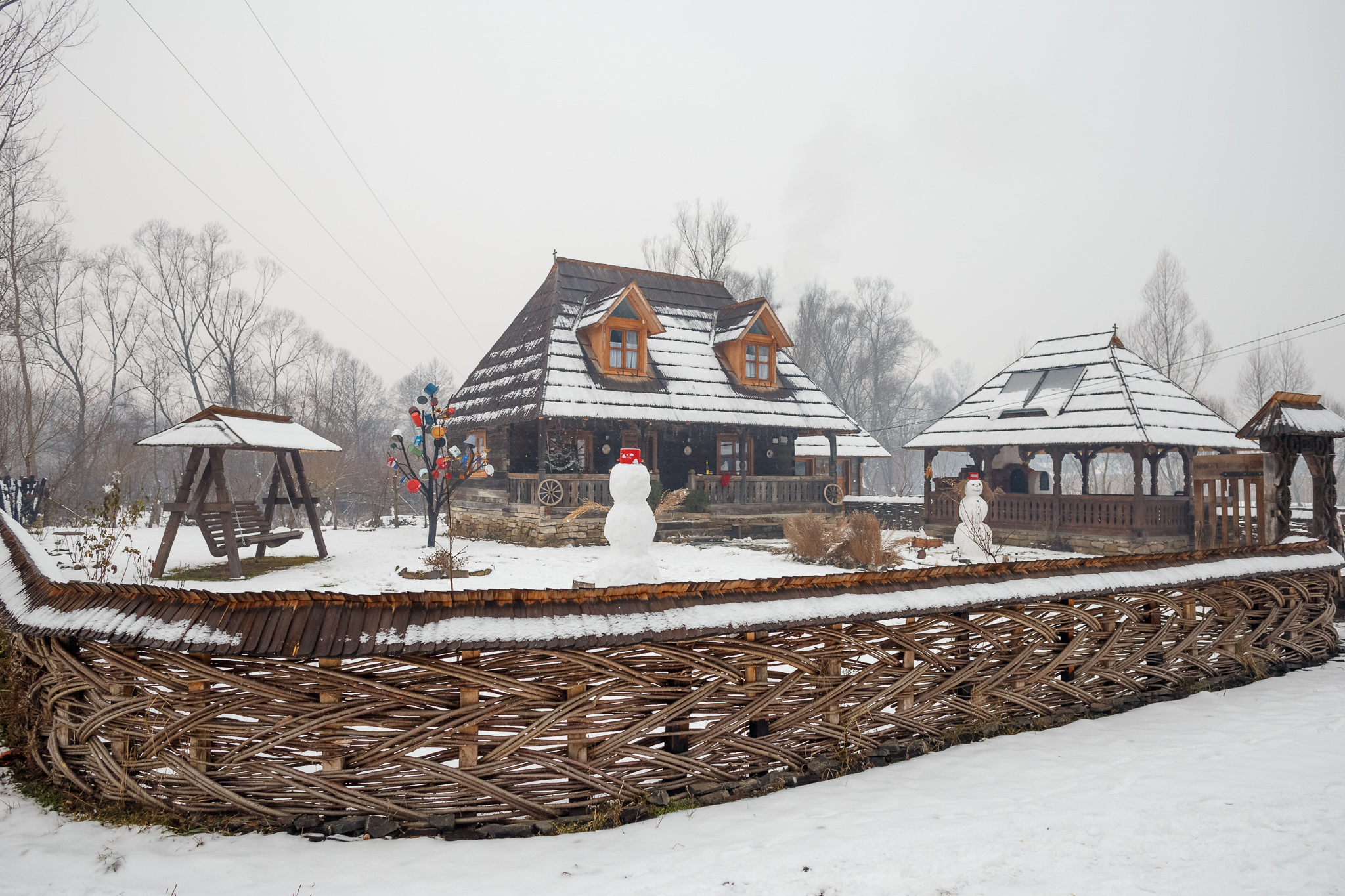 CĂSUŢA DIN SCOBAI exterior