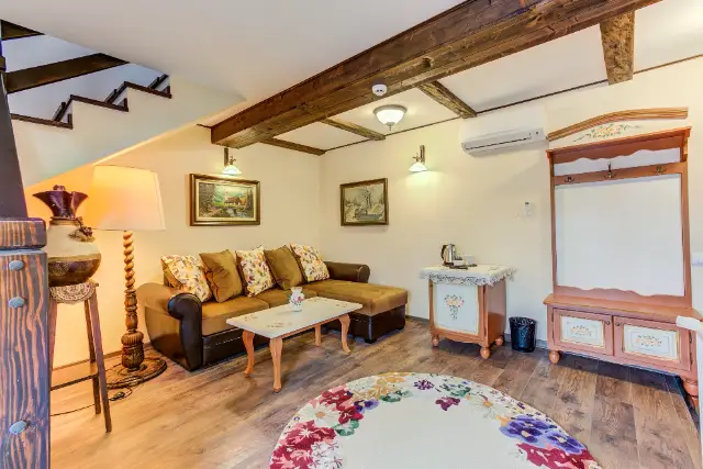 CONACUL AMBIENT cameră Duplex Suite