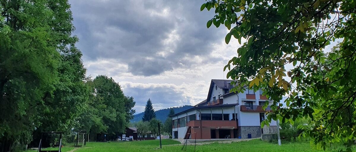 DAIANA exterior