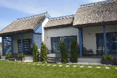 DÉJÀ BLUE exterior