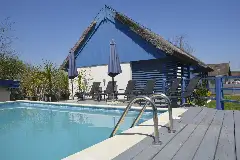 DÉJÀ BLUE facilități
