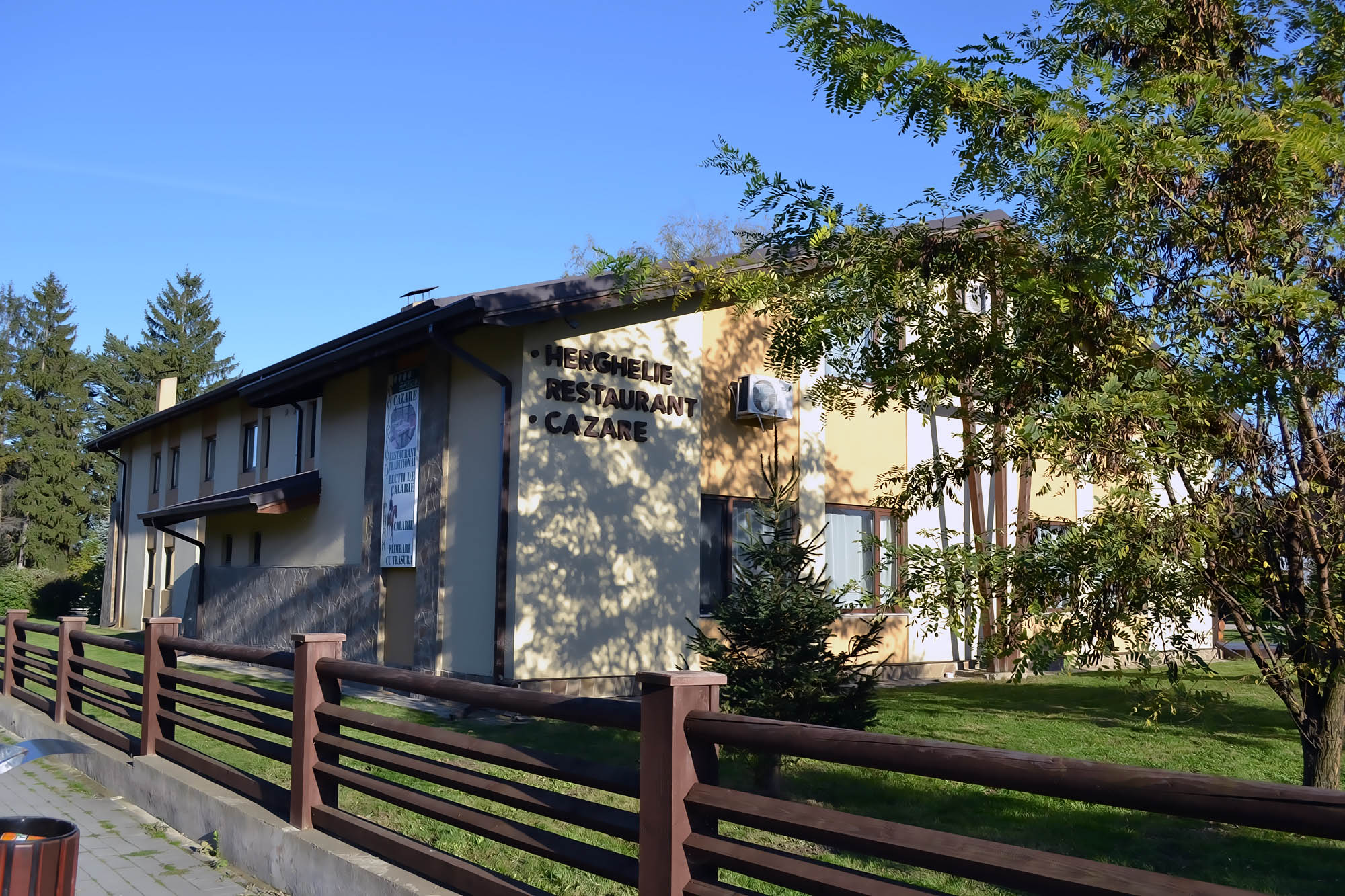 ECVESTRU PARK 2 exterior