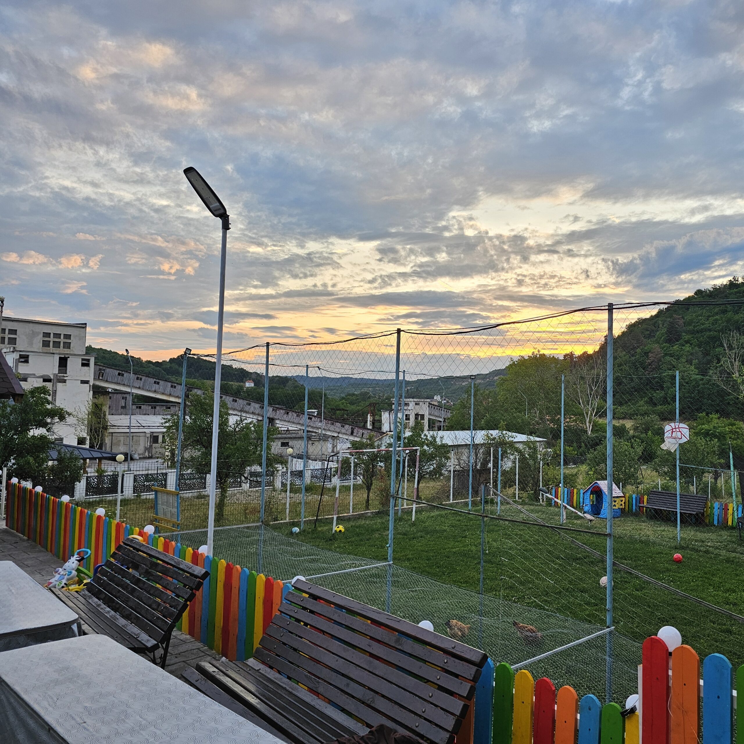 ESENŢIAL exterior