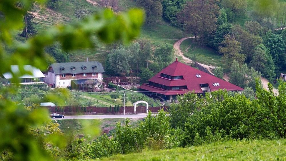 FERMA exterior