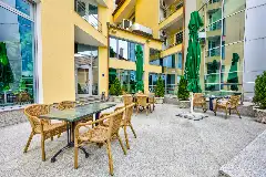 HOTEL AMBIENT exterior