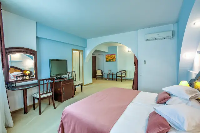 HOTEL AMBIENT cameră Camere Duble Executive 4*