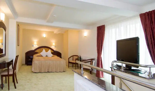 HOTEL AMBIENT cameră Duplex Suite 4*