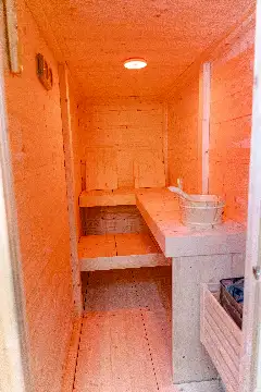 INA facilități