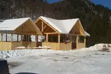 IZBUCUL TĂUZ exterior