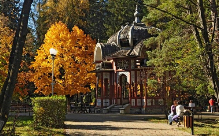 IZVORUL MUNTELUI exterior