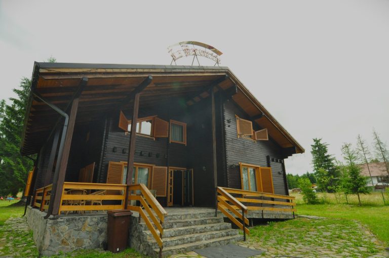 LA BARONESSE exterior