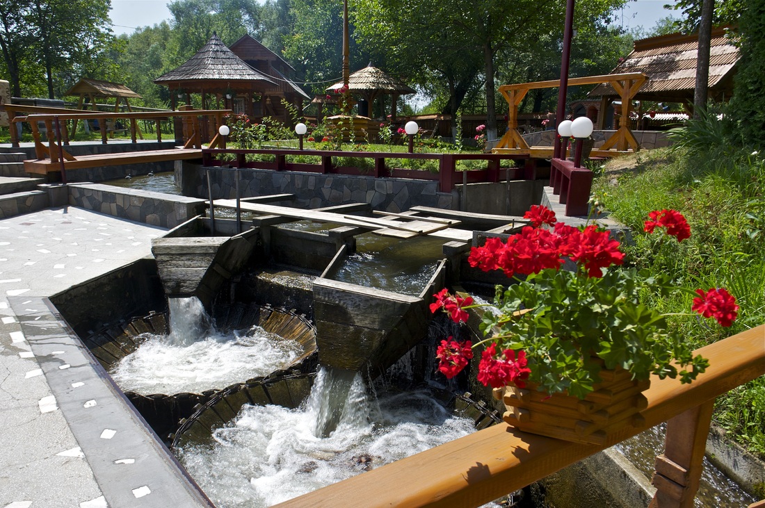 LA MOARĂ LA NICULAI exterior