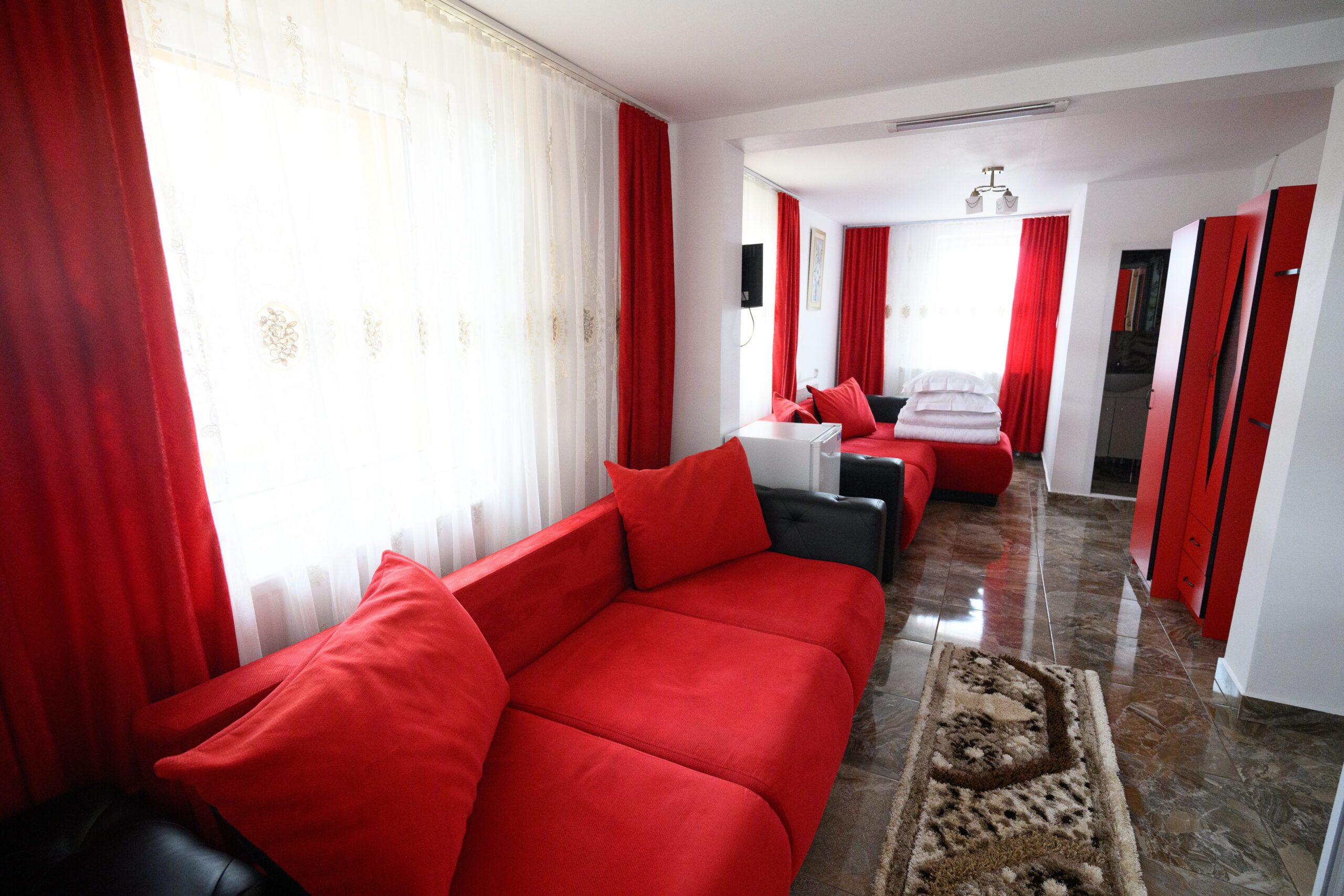 LARISA exterior