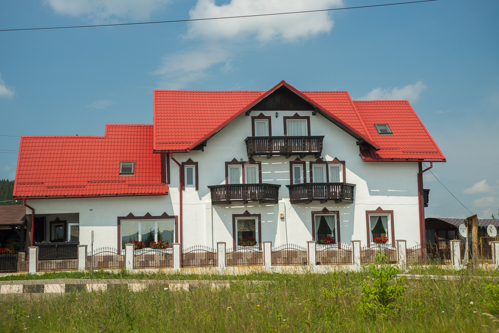 LUCEAFARUL exterior