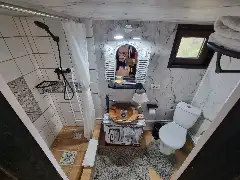 MĂGURA RUSTIC TINY HOUSE interior