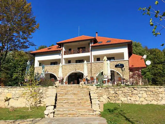 Cazare POIANA CETĂŢUII în Măgura, BUZĂU - poiana-cetatuii-com-magura-sat-magura