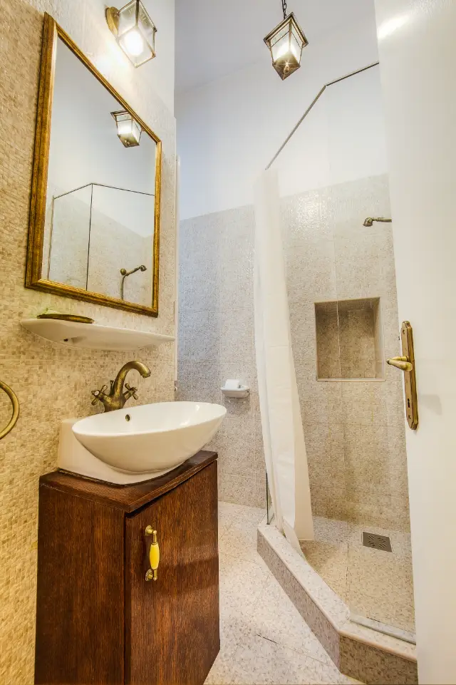 cameră Camere Duble Standard la RESIDENCE CENTRAL ANNAPOLIS în Braşov - imagine 33
