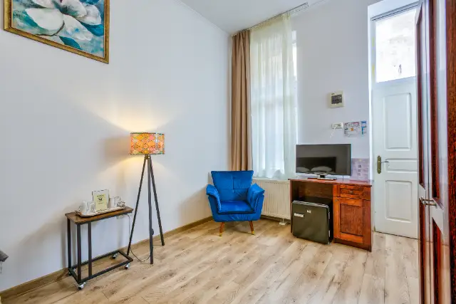 cameră Camere Duble Standard la RESIDENCE CENTRAL ANNAPOLIS în Braşov - imagine 24
