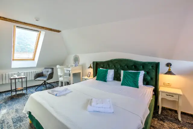 cameră Camere Duble Deluxe cu vedere la Biserica Neagra la RESIDENCE CENTRAL ANNAPOLIS în Braşov - imagine 49