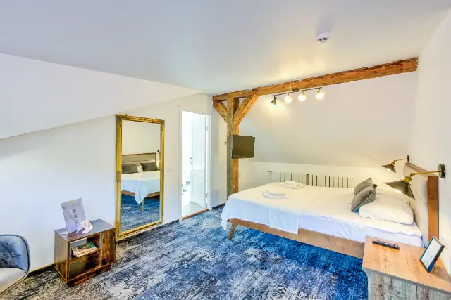 cameră Camere Duble Deluxe cu vedere la Biserica Neagra la RESIDENCE CENTRAL ANNAPOLIS în Braşov - imagine 52