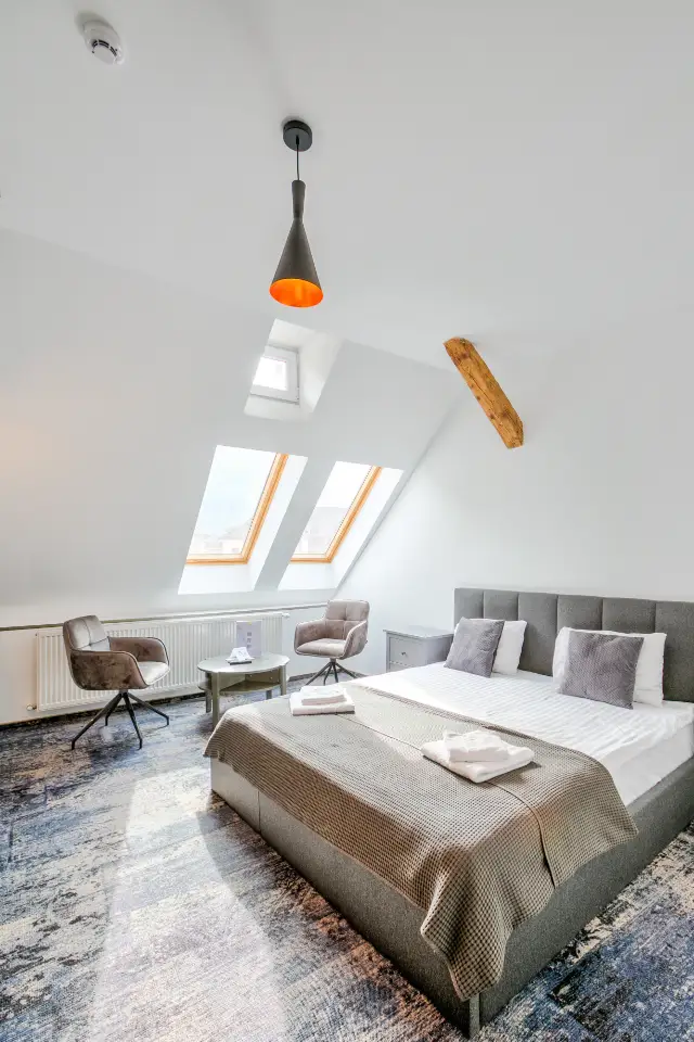 cameră Camere Duble Deluxe cu vedere la Biserica Neagra la RESIDENCE CENTRAL ANNAPOLIS în Braşov - imagine 47