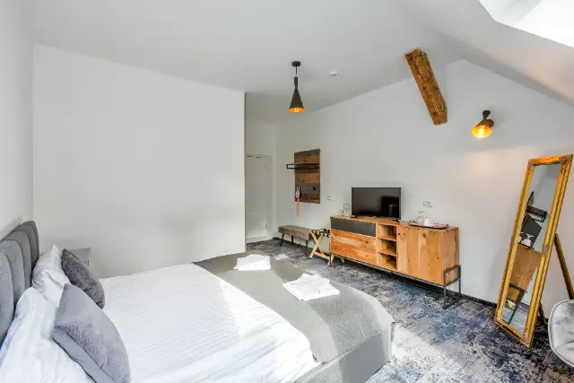 cameră Camere Duble Deluxe cu vedere la Biserica Neagra la RESIDENCE CENTRAL ANNAPOLIS în Braşov - imagine 42