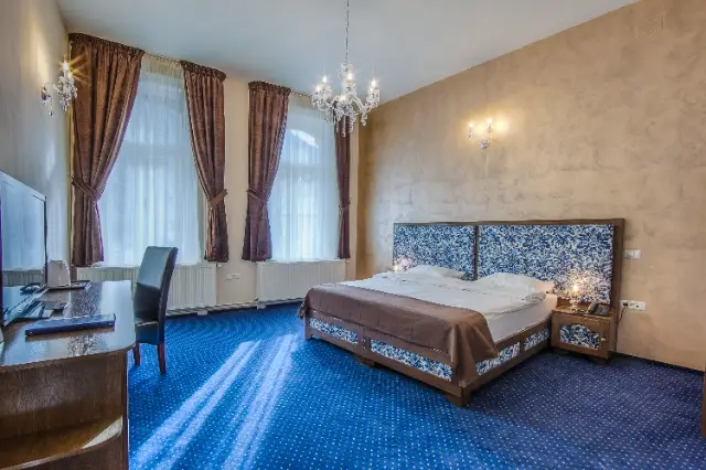 cameră Camere Duble Deluxe la RESIDENCE CENTRAL ANNAPOLIS în Braşov - imagine 41