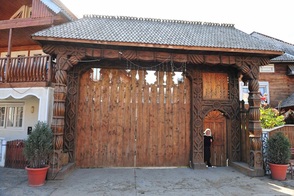 RUSTIC exterior