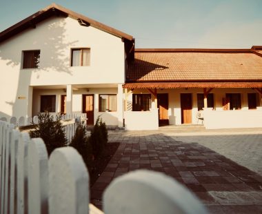 RUSTIC