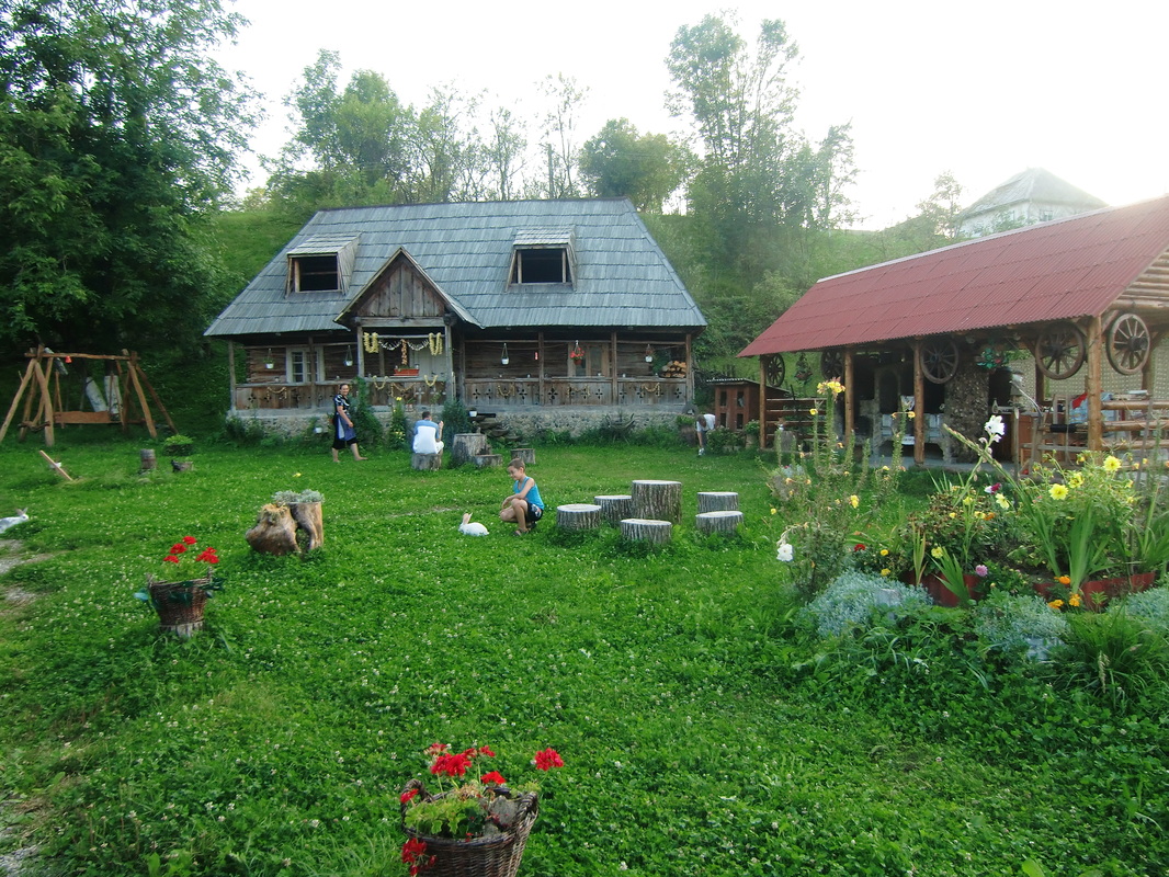 RUSTIC ONCEŞTI MARAMUREŞ exterior