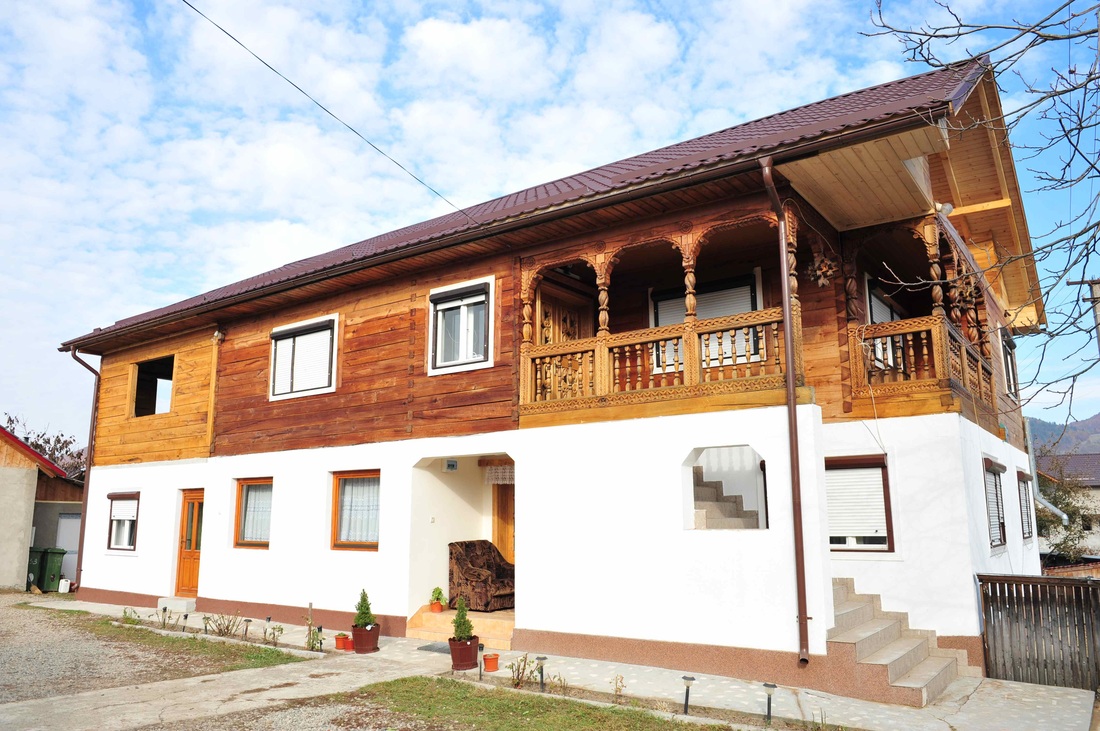 SUSANI exterior