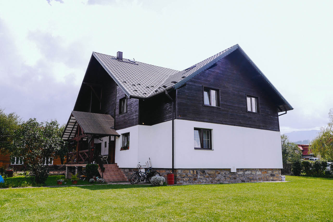 VERONICA exterior