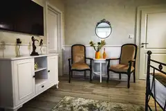 ZODIA CRAIULUI Caprice Room