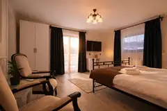 ZODIA CRAIULUI Mountain Waltz Room