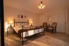 ZODIA CRAIULUI Mountain Waltz Room