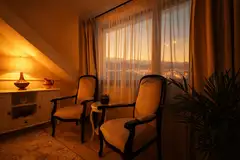 ZODIA CRAIULUI Royal Peak Room