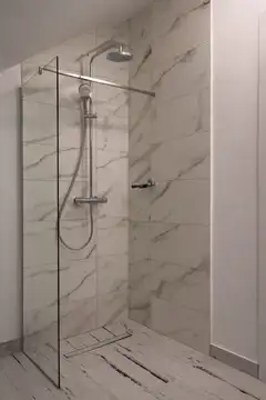 ZODIA CRAIULUI Royal Peak Room