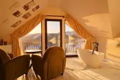 ZODIA CRAIULUI Splendor Room